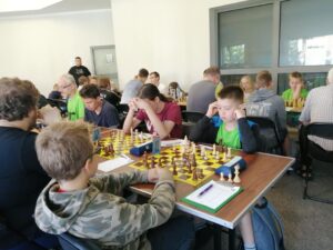 W OSTRÓDZIE ODBYŁ SIĘ XV MIĘDZYNARODOWY FESTIWAL SZACHOWY 6 68364855 2429250150447593 1635185016994529280 N
