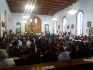 "SERCE DLA INKI" - ODSŁONIĘTO TABLICĘ PAMIĄTKOWĄ POŚWIĘCONĄ BOHATERSKIEJ SANITARIUSZCE 5 69405934 379240039425438 2250175783471415296 N