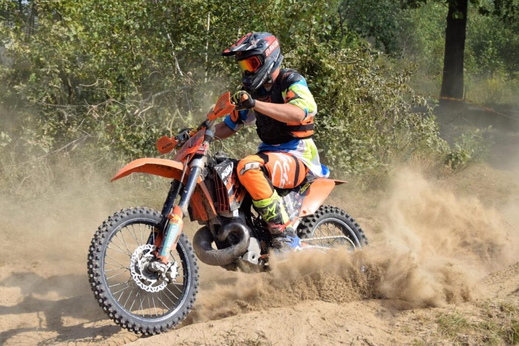 MOTO KLUB OSTRÓDA Z DRUŻYNOWYM PUCHAREM POLSKI W CROSS COUNTRY! 8 69580127 936835186670378 7472040959463653376 N