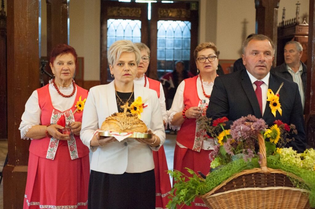 XX DOŻYNKI POWIATU OSTRÓDZKIEGO 15 69677200 1545069472284416 3948388388972789760 o