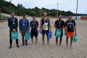 POZNALIŚMY MISTRZÓW OSTRÓDY W SIATKÓWCE PLAŻOWEJ 5 69829824 2330065993883835 3016339894004875264 O