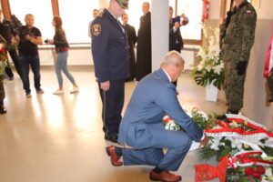"SERCE DLA INKI" - ODSŁONIĘTO TABLICĘ PAMIĄTKOWĄ POŚWIĘCONĄ BOHATERSKIEJ SANITARIUSZCE 23 69922104 379278612754914 4905167546149240832 O