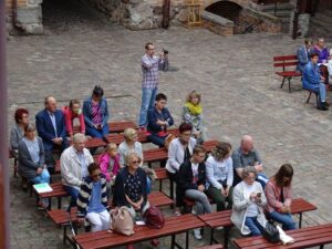 NARODOWE CZYTANIE 2019 NA DZIEDZIŃCU OSTRÓDZKIEGO ZAMKU ZA NAMI 13 Dsc00053