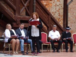 NARODOWE CZYTANIE 2019 NA DZIEDZIŃCU OSTRÓDZKIEGO ZAMKU ZA NAMI 23 Dsc00083