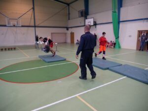 SPRAWNI JAK POLICJANCI - DRUŻYNOWE ZAWODY KLAS MUNDUROWYCH W OSTRÓDZIE 8 100 143277 — Kopia