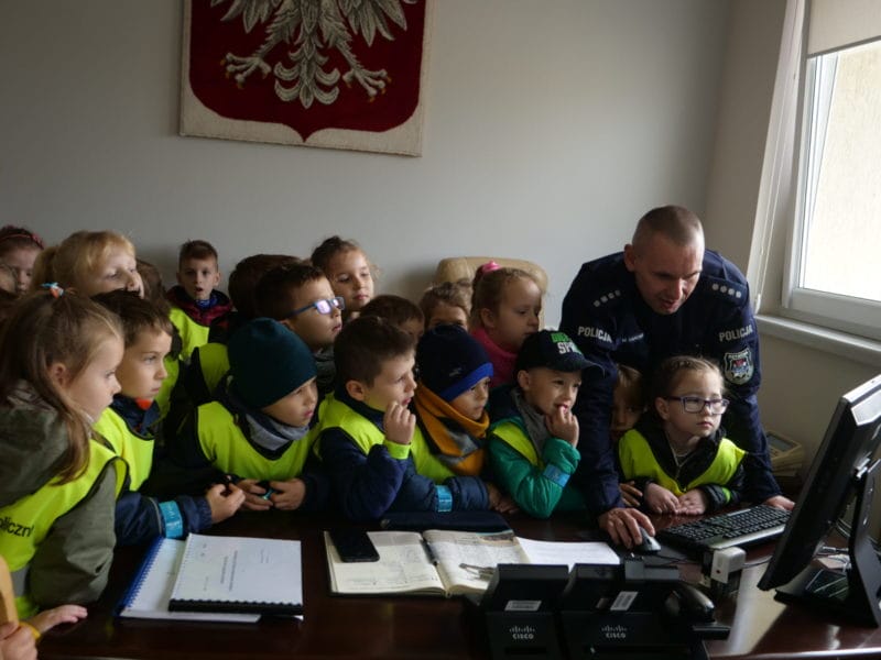 SPOTKANIE Z RAMBO I GENERAŁEM ZUCHÓW Z PRZEDSZKOLA "REMIŚ" W OSTRÓDZIE 4 100 143514 E1572424054579