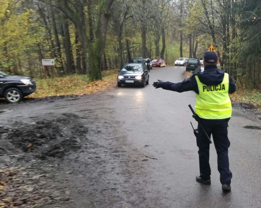 JUŻ JUTRO RUSZA POLICYJNA AKCJA ZNICZ - WAŻNE INFORMACJE 4 100 143527 G
