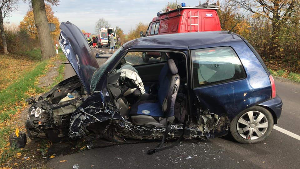 WYPADEK I KOLIZJE W WEEKEND NA TERENIE POWIATU - NA SZCZĘŚCIE BEZ OFIAR 1 74673172 2510021915740133 7501047807076204544 N