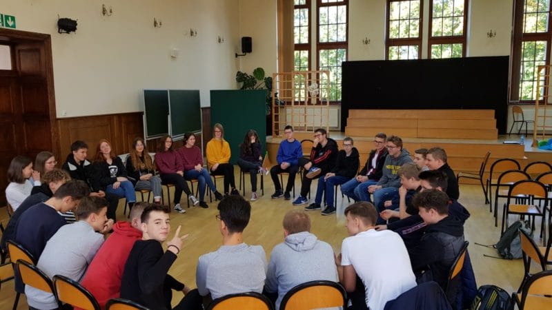 INTEGRACJA W KLASACH PIERWSZYCH I LICEUM OGÓLNOKSZTAŁCĄCEGO W OSTRÓDZIE 1 Img 20191003 Wa0000 1 E1570448104771