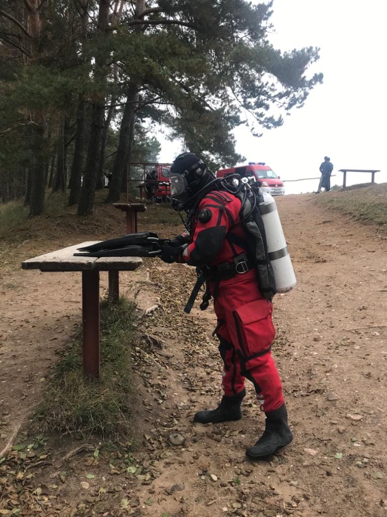 SPECJALISTYCZNA GRUPA NURKOWA "OSTRÓDA" DOSKONALIŁA UMIEJĘTNOŚCI NA JEZIORZE HAŃCZA 3 Img 20191028 Wa0003