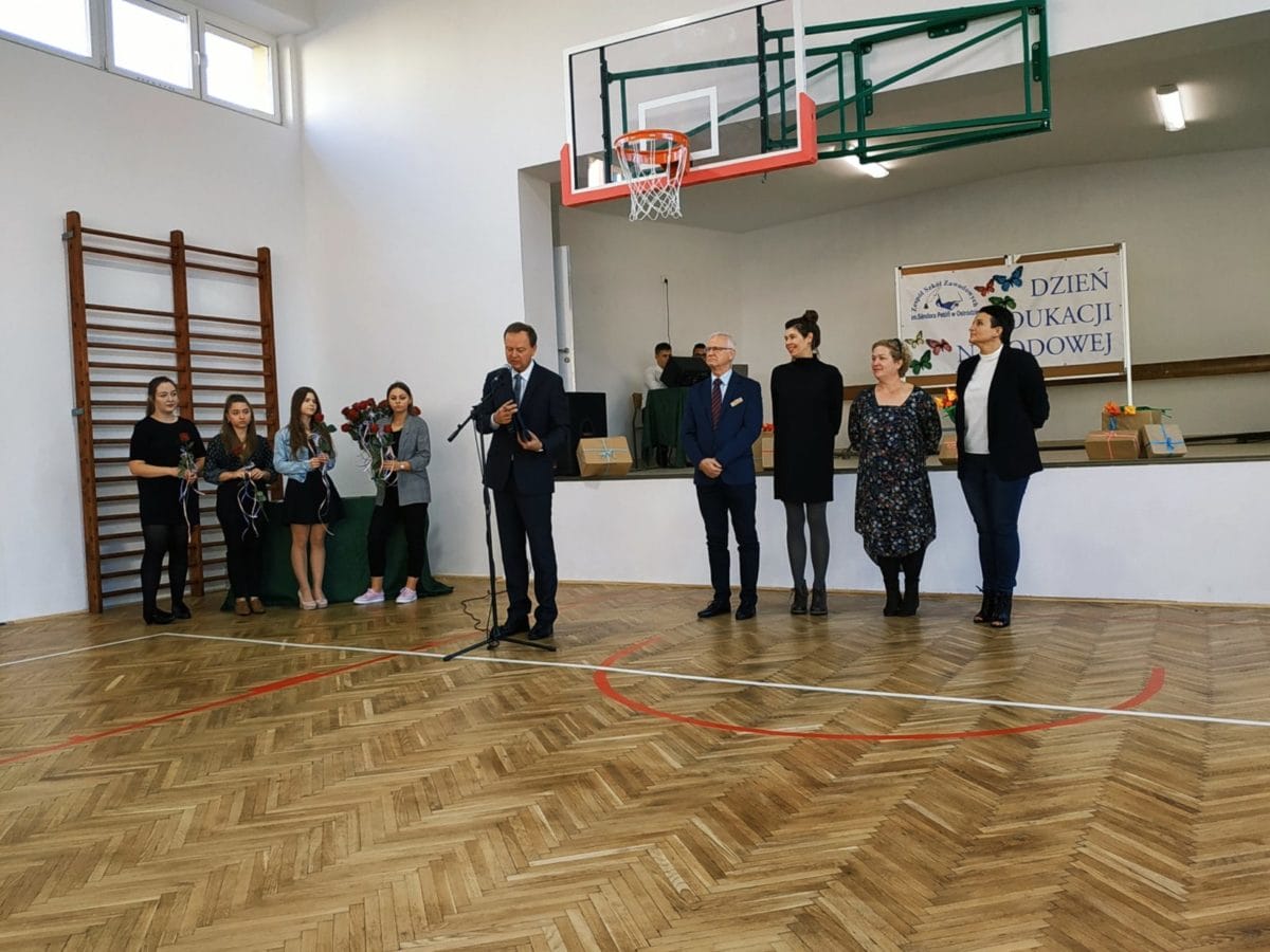 DZIEŃ EDUKACJI NARODOWEJ W EKONOMIKU 7 Img 20191014 092716 1 E1571222396333
