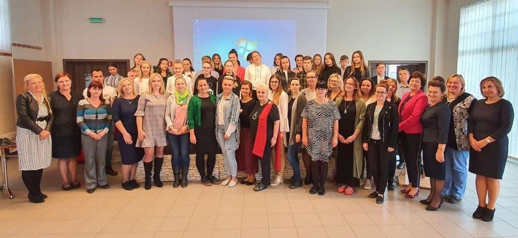 INAUGURACJA PROGRAMU "POMOC DRUGIEMU CZŁOWIEKOWI I INNYM ISTOTOM ŻYJĄCYM" 1 Indeks 2