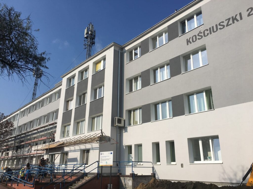 OSTRÓDZKA PRZYCHODNIA PRZESTAŁA STRASZYĆ 13 przychodnia1