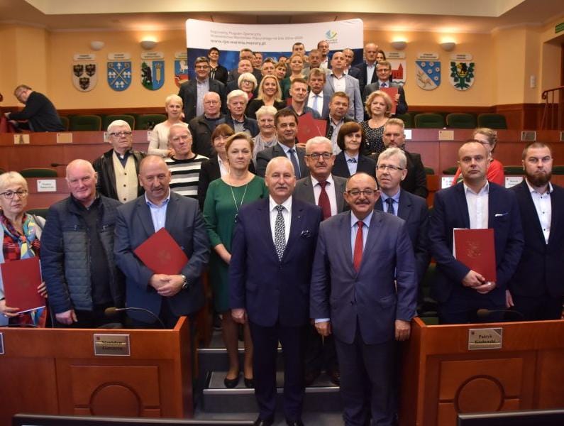 SPÓŁDZIELNIA JEDNOŚĆ I WSPÓLNOTY MIESZKANIOWE Z OSTRÓDY ZE WSPARCIEM NA TERMOMODERNIZACJĘ 1 Rpo 16 10 2019