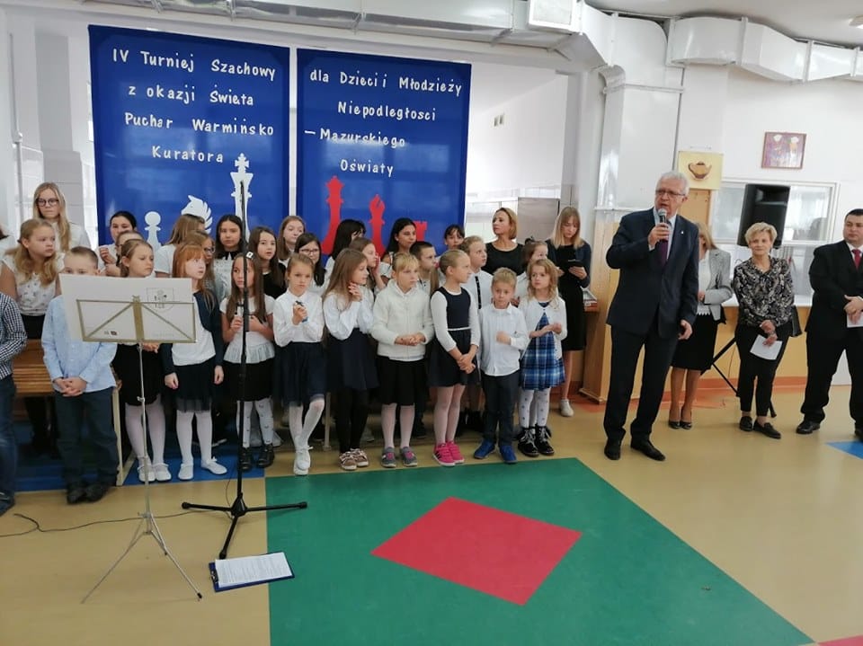 MACIEJ KIETRYS, KACPER KLONOWSKI I WIKTORIA ZAPAŁOWSKA Z MEDALAMI W WOJEWÓDZKIM TURNIEJU SZACHOWYM 2 73277662 2978952442134778 4574066584565317632 N