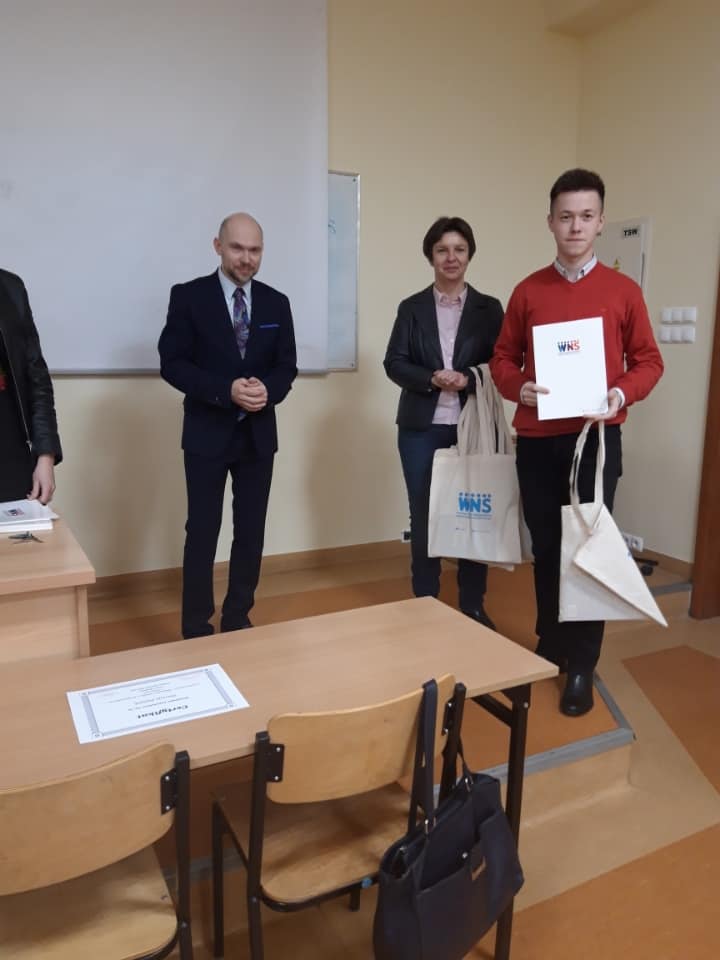 OLAF MASZCZYK I SZYMON KRYSIAK Z BAŻYNIAKA LAUREATAMI ETAPU OKRĘGOWEGO OLIMPIADY 4 78300130 2716843175003864 7011747295716704256 N