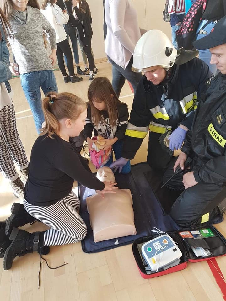 NIESPODZIANKA DLA DZIECI OD STRAŻAKÓW OSP W GIERZWAŁDZIE 4 80740565 2643443645731292 7571171828312309760 N 1