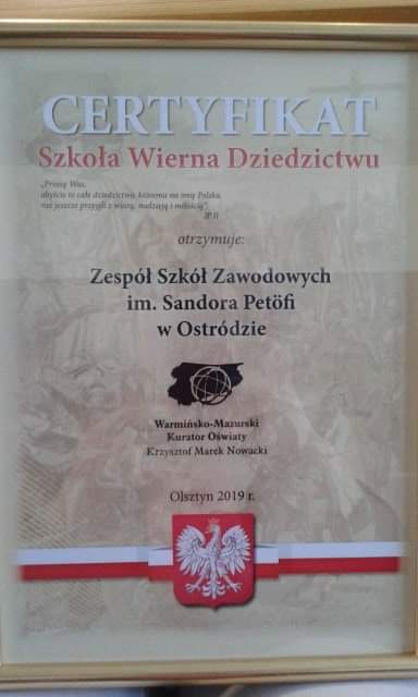 EKONOMIK UZYSKAŁ CERTYFIKAT "SZKOŁA WIERNA DZIEDZICTWU" 2 Certyfikat
