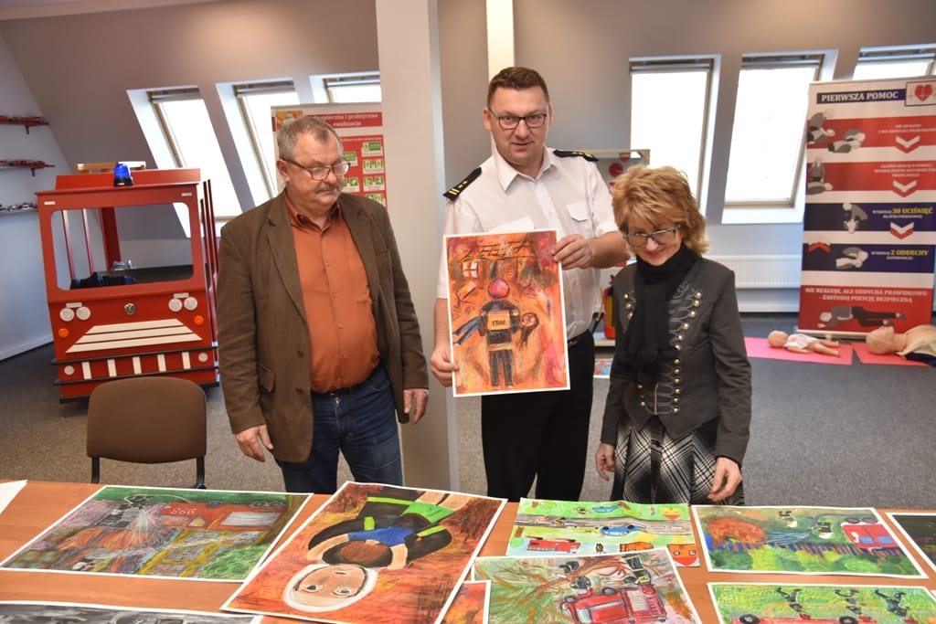 "ZAPOBIEGAM POŻAROM" - WYNIKI KONKURSU PLASTYCZNEGO NA SZCZEBLU POWIATOWYM 6 Dsc 0024