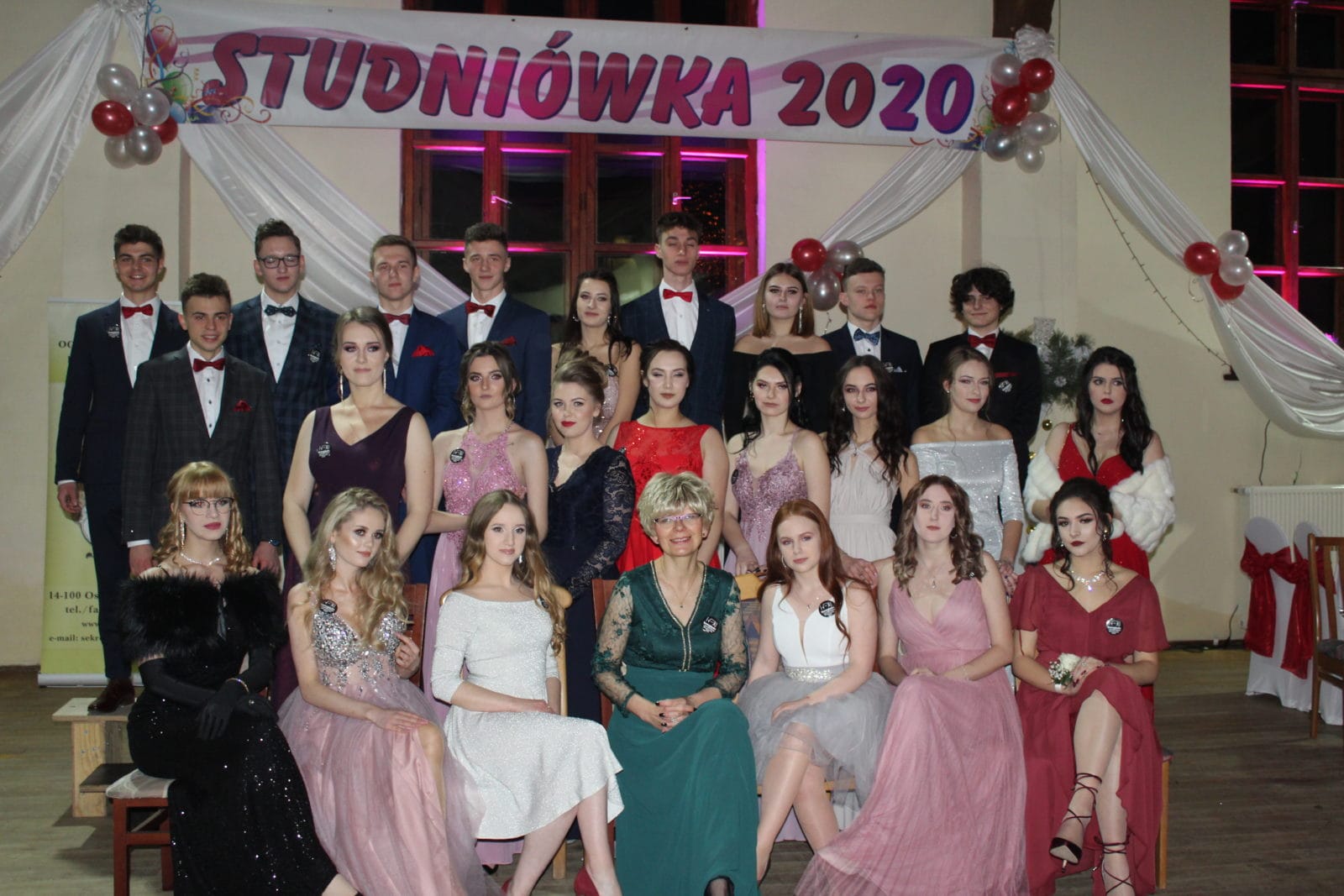 „TO BYŁ BAL, PIĘKNY BAL" - STUDNIÓWKA W "BAŻYNIAKU" 5 Klasa 3D Wych Joanna Osowiecka