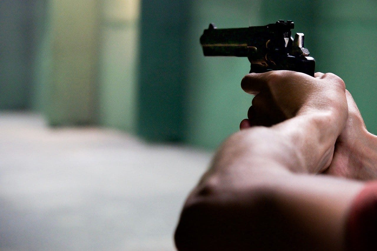 Gun 2227646 1280