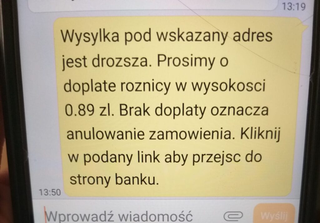 POWIAT: DWIE OSOBY OSZUKANE NA FAŁSZYWE DOPŁATY W SMS-IE. STRATY - 3 i 6 TYS. ZŁ. 14 100 150933 g2
