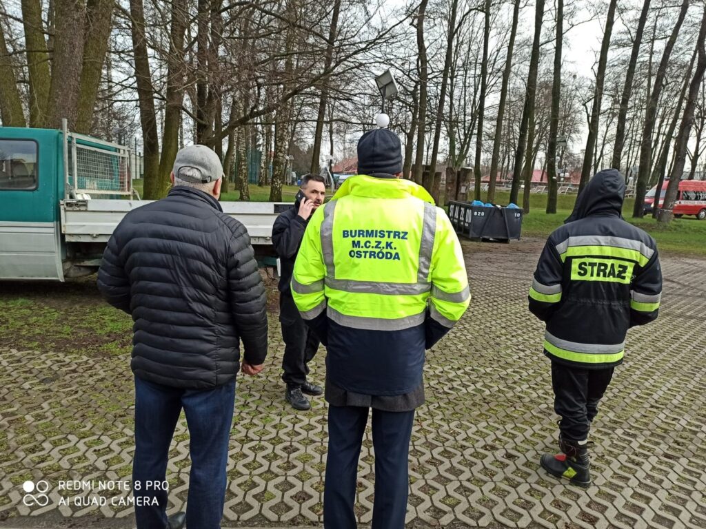 KONIEC AKCJI NA PRZYSTANI SOKOŁA, JEDEN Z ŁADUNKÓW ZDETONOWANO NA MIEJSCU 11 86793553 872305036546798 6039061881778339840 O