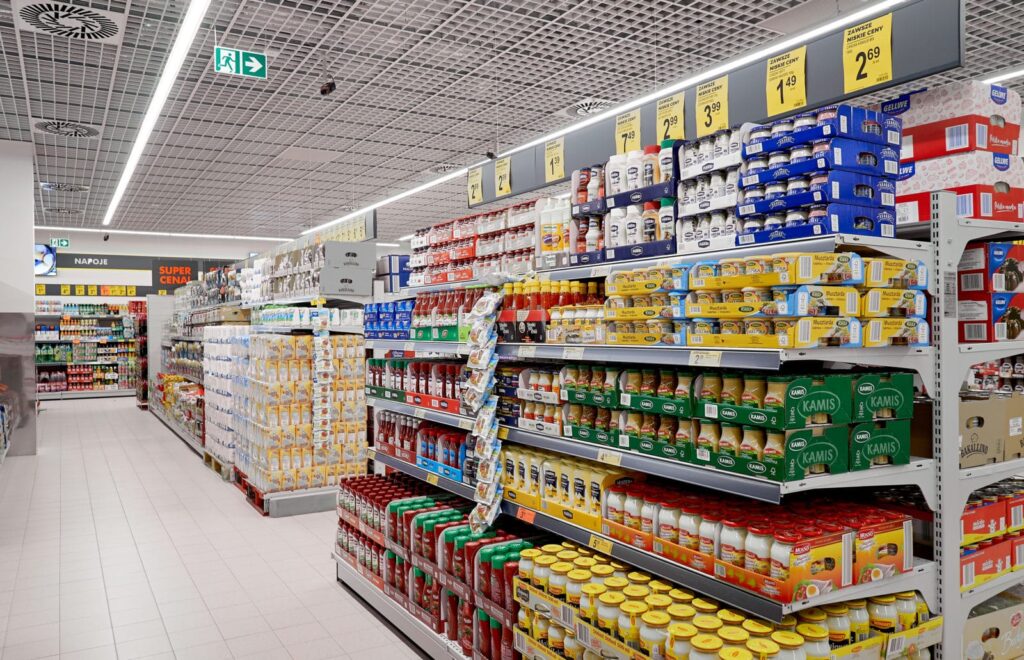 BIEDRONKA I LIDL WPROWADZAJĄ SPECJALNE ROZWIĄZANIA W ZWIĄZKU Z KORONAWIRUSEM 13 7094bf60d8333be55851dc62352a124f