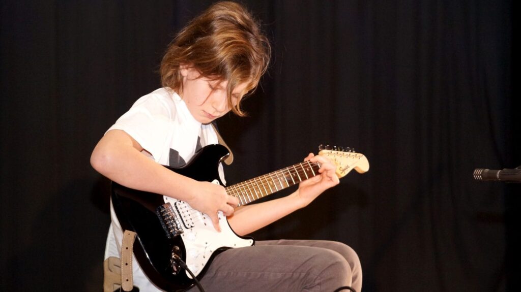 OGÓLNOPOLSKI KONKURS GITAROWY "KOLAŻ DŹWIĘKÓW" W MORĄGU 6 Dsc05450