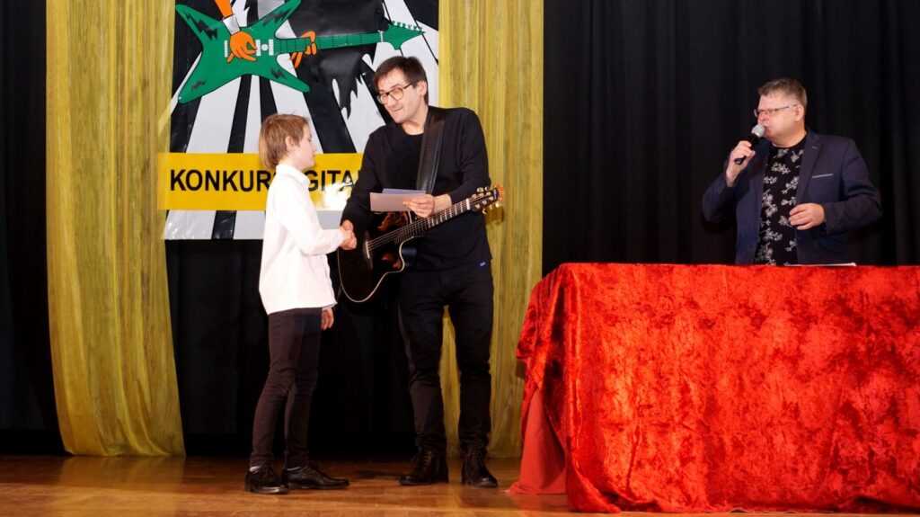 OGÓLNOPOLSKI KONKURS GITAROWY "KOLAŻ DŹWIĘKÓW" W MORĄGU 9 Dsc05639