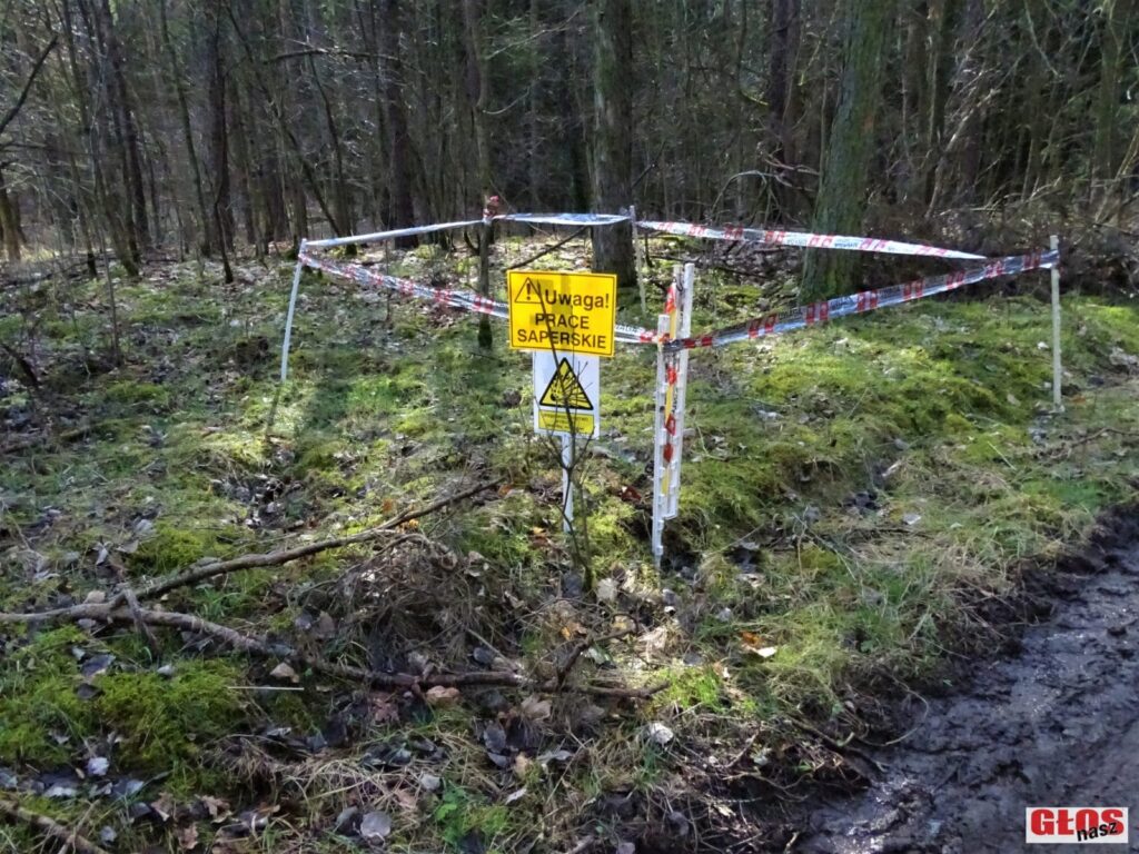 "POSZUKIWACZE HISTORII" WYDOBYLI KOŁO DĄBRÓWNA FRAGMENTY CZOŁGU T-34-85 24 Dsc08656