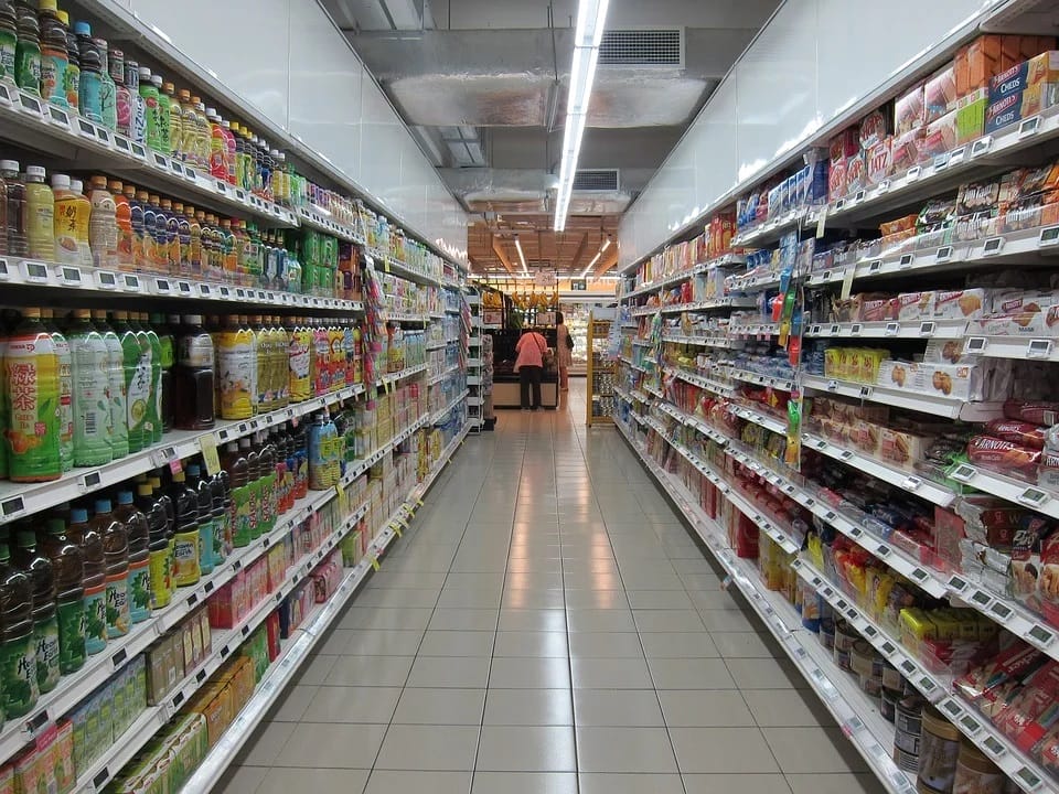 OPUBLIKOWANO ROZPORZĄDZENIE DOT. OBOWIĄZUJĄCYCH OD DZIŚ OBOSTRZEŃ - SZCZEGÓŁOWE INFO 1 Grocery Store 2619380 960 720