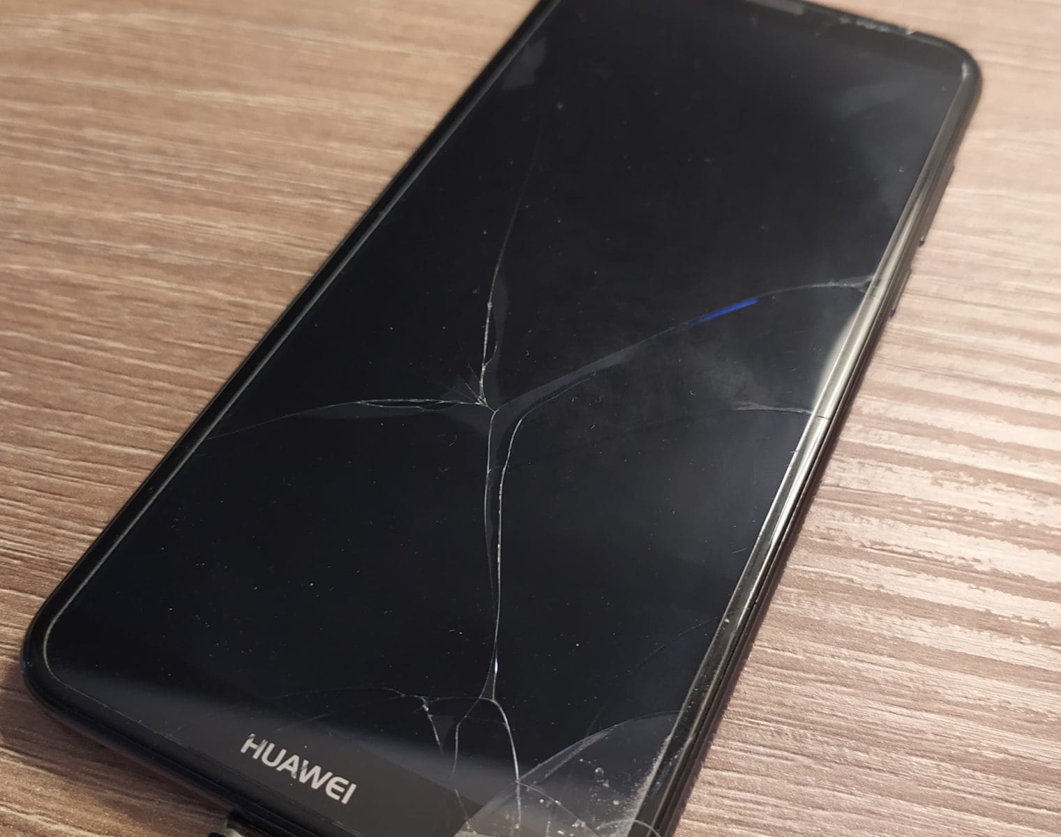 UWAGA OSTRÓDA! KTO ZGUBIŁ SWÓJ TELEFON NA UL. PIASTOWSKIEJ? 1 93564682 528774994695843 2155802995357384704 N