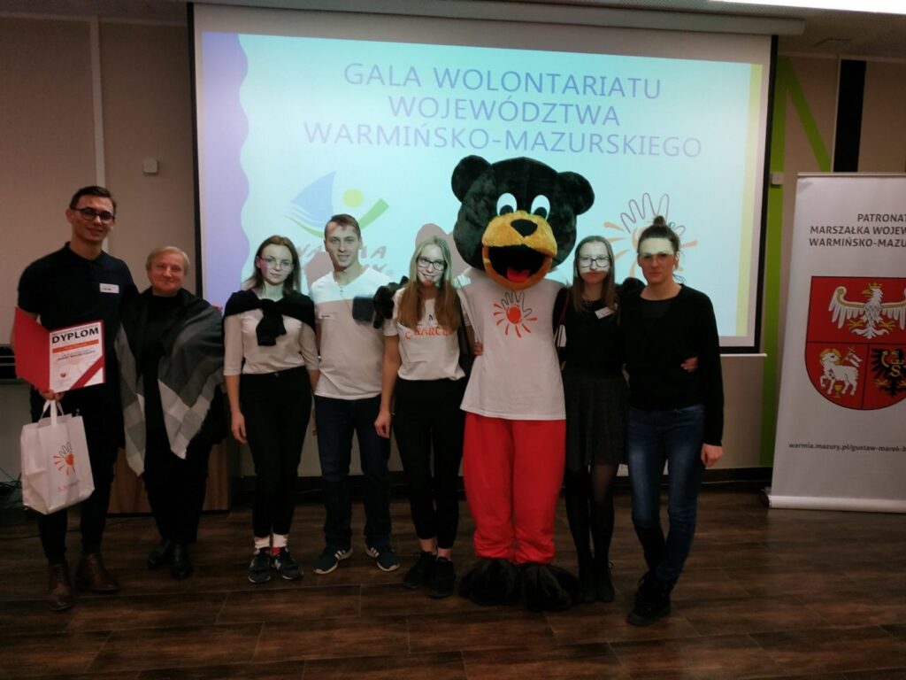 MICHAŁ KŁOSOWSKI - WOLONTARIUSZ Z INTERNATU "WSPANIAŁYM POWIATU OSTRÓDZKIEGO"! 2 Klub Ośmiu Z Internatu Z Opiekunami Olsztyn