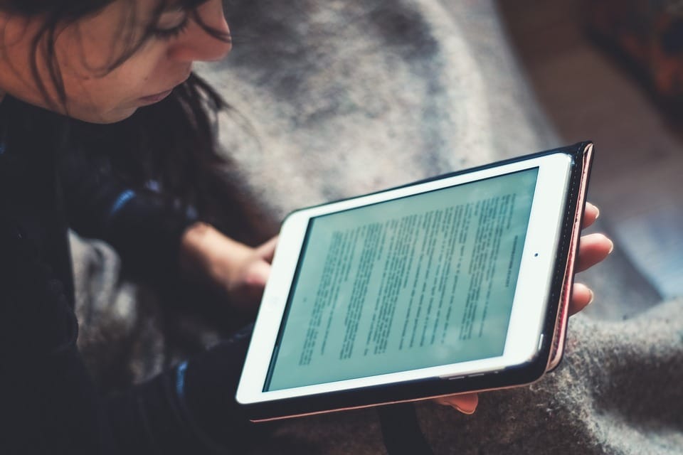 MORĄSKA BIBLIOTEKA ZAPRASZA DO WIRTUALNEJ CZYTELNI! 1 Ksiażka Online Czytanie