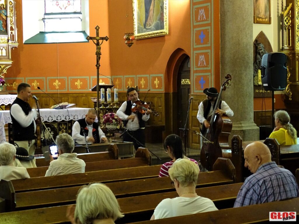 BURZOWO NA MOLO I GÓRALSKA MUZYKA W KOŚCIELE CZYLI KULTURALNY WEEKEND ZA NAMI 10 Dsc09911