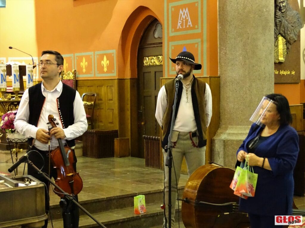BURZOWO NA MOLO I GÓRALSKA MUZYKA W KOŚCIELE CZYLI KULTURALNY WEEKEND ZA NAMI 14 Dsc09947