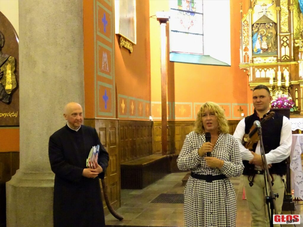 BURZOWO NA MOLO I GÓRALSKA MUZYKA W KOŚCIELE CZYLI KULTURALNY WEEKEND ZA NAMI 15 Dsc09948