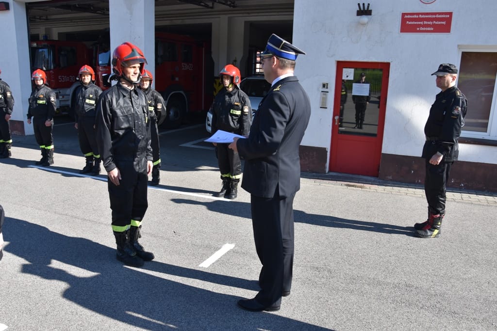 STRAŻACY Z KP PSP OSTRÓDA OTRZYMALI AWANSE NA WYŻSZE STANOWISKA SŁUŻBOWE 6 Dsc 0023