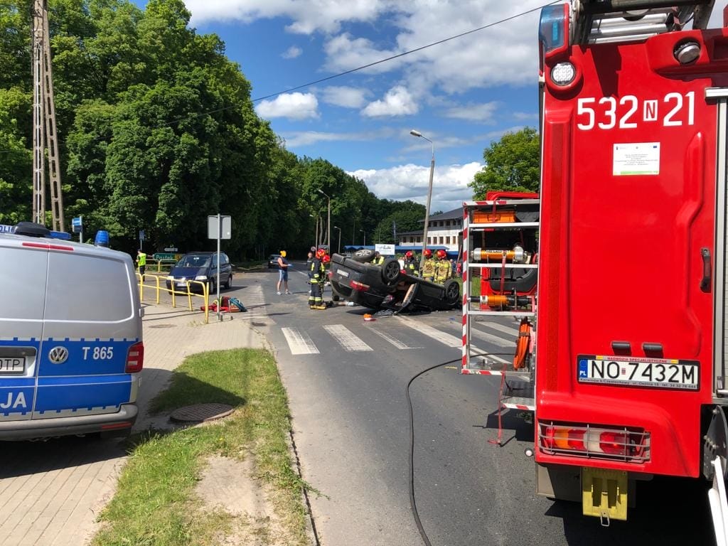 WYPADEK W MORĄGU - DWIE OSOBY RANNE, KOBIETA ZABRANA DO SZPITALA HELIKOPTEREM 6 Img 20200604 Wa0004