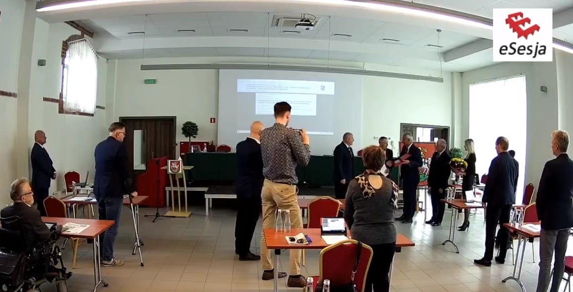 RADA MIASTA PODZIĘKOWAŁA JULIANOWI PAWŁOWSKIEMU I MARKOWI JANKOWSKIEMU ZA WIELOLETNIĄ PRACĘ 2 Rada Miasta 09 Czerwiec 3