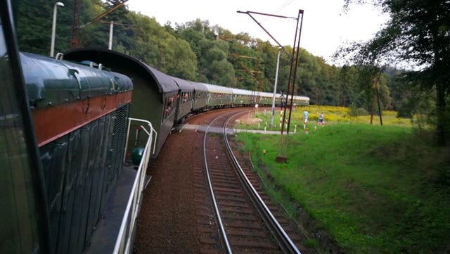 25 LIPCA ZABYTKOWY POCIĄG ZNÓW ZATRZYMA SIĘ W OSTRÓDZIE! 4 Su42 Wstega2