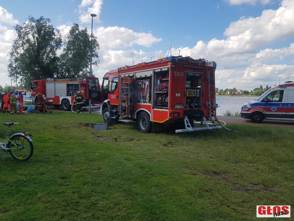 DRAMAT NA JEZIORZE DRWĘCKIM - PŁONĘŁY ŁÓDKI, RANNE DZIECI (VIDEO+FOTO) 21 106494012 3095624900525809 9106493949007396386 N 1