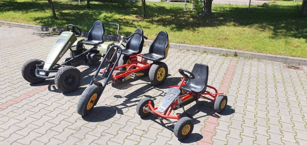 DNI OSTRÓDY W PARKU COLLISA - WYŚCIGI GOKARTÓW, GRY I ZABAWY, POSZUKIWANIE SKARBÓW... 5 110110093 2586563058234126 8659991446143480346 O