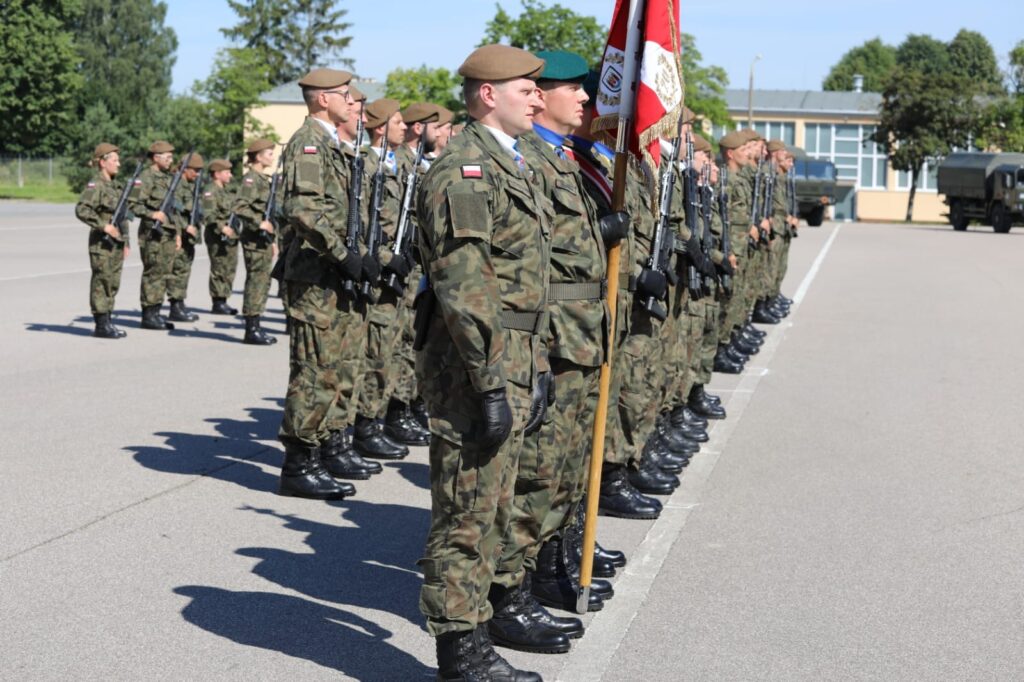 NOWI ŻOŁNIERZE WOJSK OBRONY TERYTORIALNEJ ZŁOŻYLI PRZYSIĘGĘ W MORĄGU 8 Db72Bc5D 9029 4C18 9Dfd B22127Df8B48