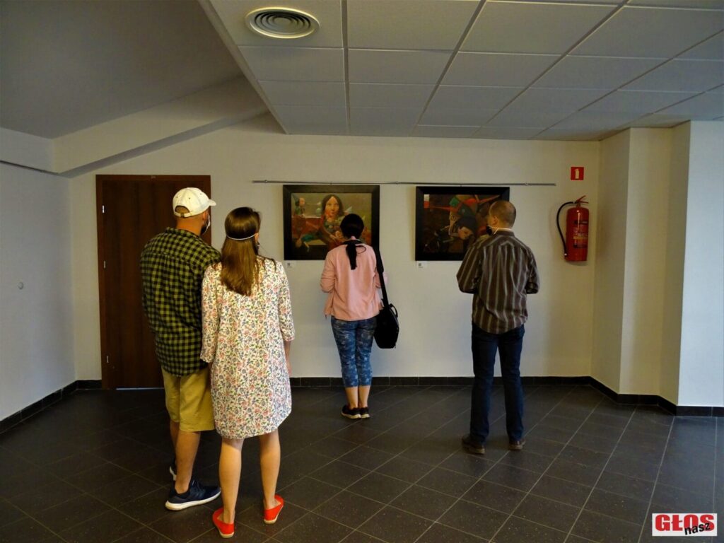 WERNISAŻ I OTWARCIE WYSTAWY MALARSTWA POCHODZĄCEGO Z OSTRÓDY KRZYSZTOFA IWINA 26 Dsc00689
