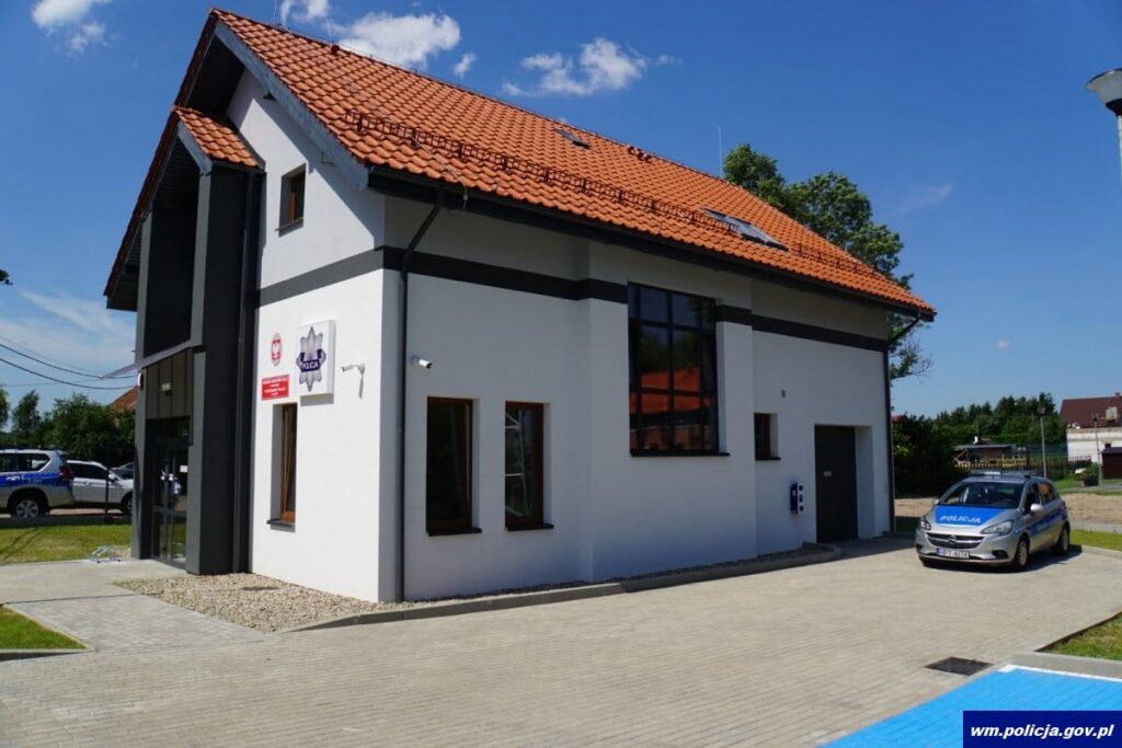 KIEROWAŁ LEXUSEM PO UŻYCIU ALKOHOLU I BEZ UPRAWNIEŃ - STANIE PRZED SĄDEM 13 100 159362 g