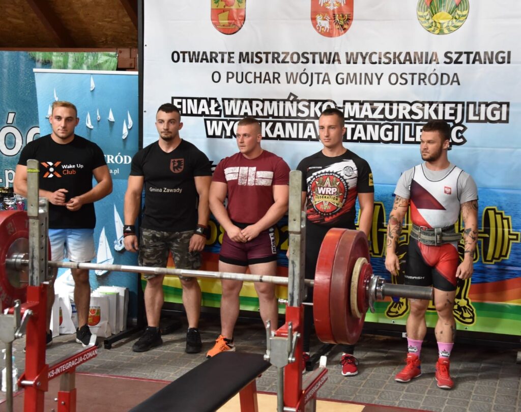 II OTWARTE MISTRZOSTWA W WYCISKANIU SZTANGI LEŻĄC O PUCHAR WÓJTA GMINY OSTRÓDA 56 23883Bf277045F4D6D811761432Ac05F