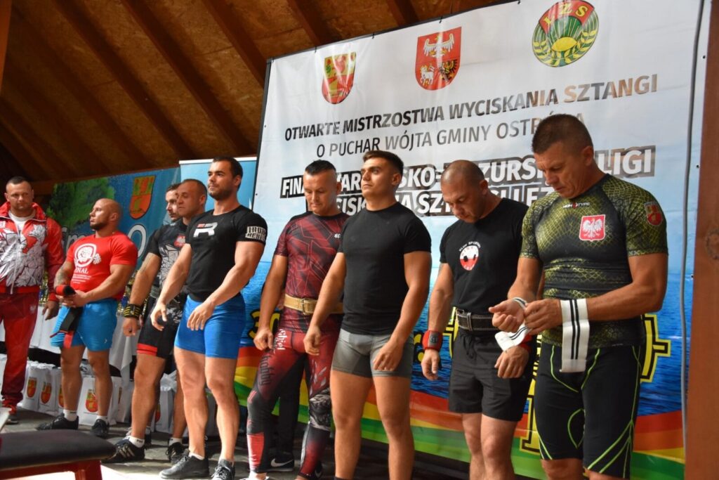 II OTWARTE MISTRZOSTWA W WYCISKANIU SZTANGI LEŻĄC O PUCHAR WÓJTA GMINY OSTRÓDA 47 6406C35Bfc4E291Dead758D8Af203007