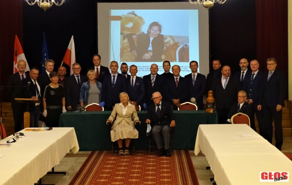 SKWER Z FONTANNĄ RYBAKA OD DZIŚ NOSI NAZWĘ "KPT. KRYSTYNY CHOJNOWSKIEJ-LISKIEWICZ"! 25 Dsc02429